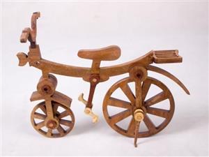 picture دوچرخه چوبی تزئینی